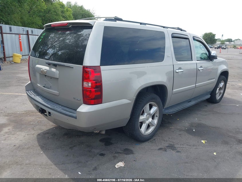 2008 CHEVROLET SUBURBAN 1500 auction photo 4
