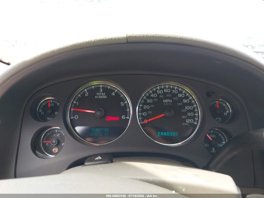 2008 CHEVROLET SUBURBAN 1500 auction photo 7