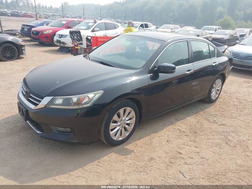 2015 Honda Accord, Удар сзади, IAAI, VIN 1HGCR2F85FA242430 — фото 2