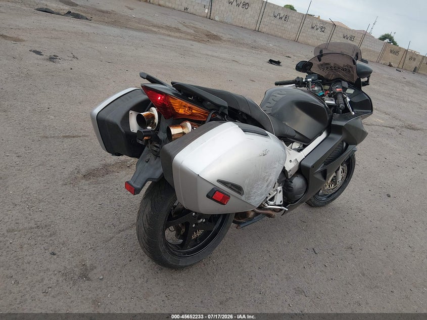 2004 Honda Vfr800 A VIN: JH2RC46434M600162 Lot: 45652233