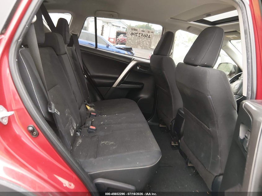 TOYOTA RAV4 - zdjęcie 8
