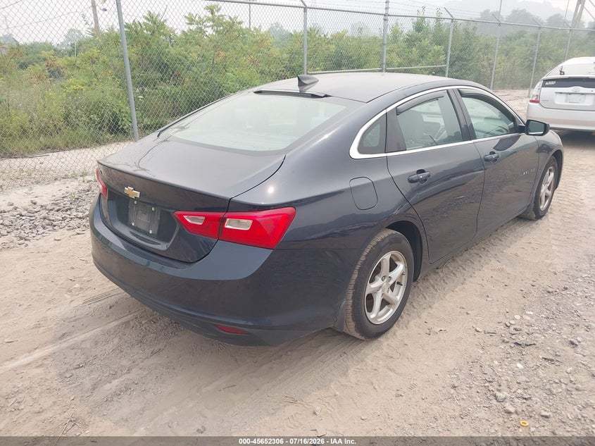 2017 CHEVROLET MALIBU auction photo 4