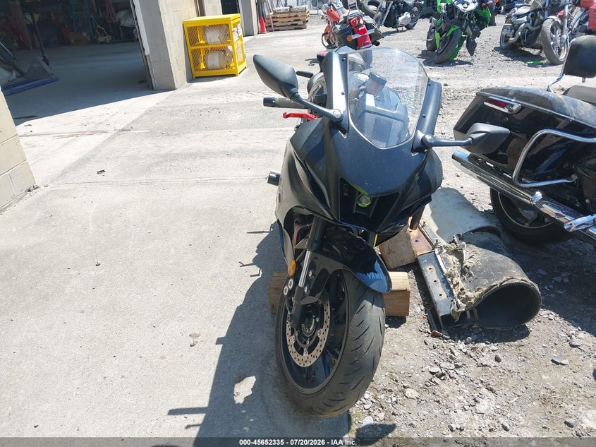 2025 YAMAHA YZFR7 auction photo 5