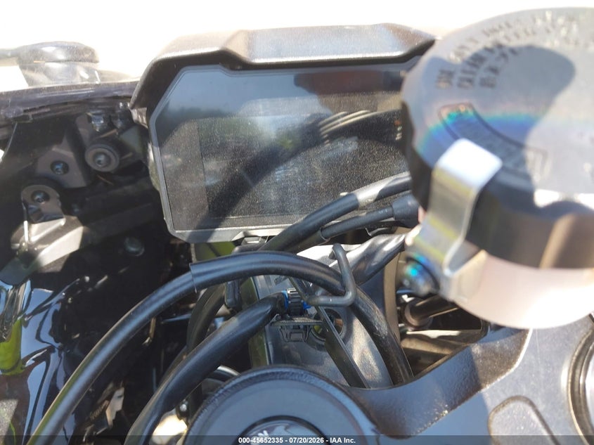 2025 YAMAHA YZFR7 auction photo 7