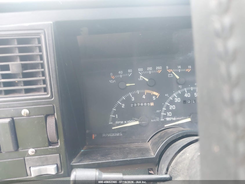 1994 Chevrolet Gmt-400 K1500 VIN: 1GCEK14K1RZ145106 Lot: 45652365