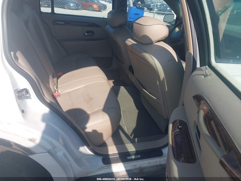 2002 LINCOLN TOWN CAR auction photo 8