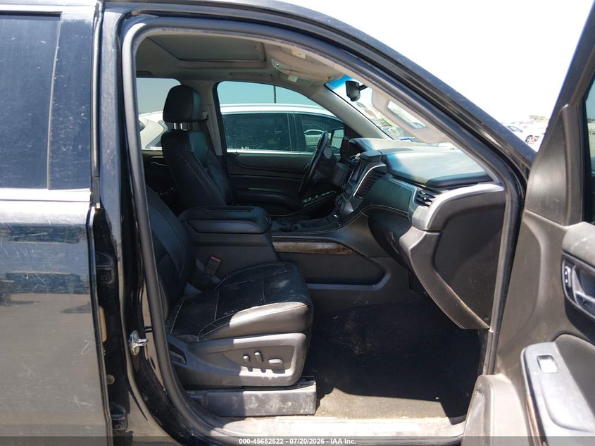 2017 CHEVROLET SUBURBAN auction photo 5