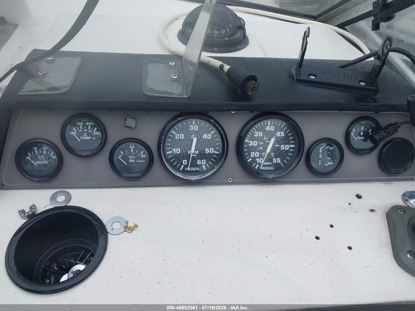 1994 REGAL VALANTI BOAT & TRAILER auction photo 7