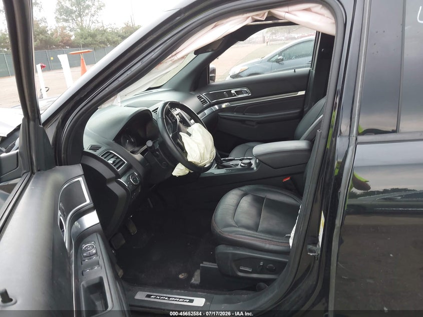 2019 FORD EXPLORER auction photo 5