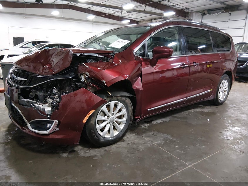 Vin: 2c4rc1bg2jr110070, lot: 46151204, chrysler pacifica touring l 20182
