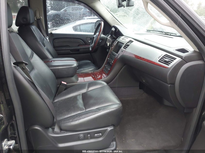 2008 CADILLAC ESCALADE auction photo 5