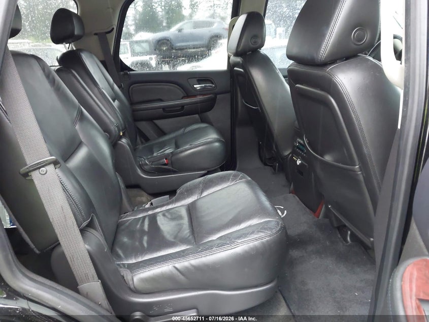 2008 CADILLAC ESCALADE auction photo 8