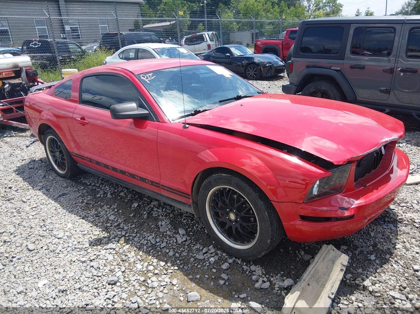 FORD MUSTANG 2005 VIN 1ZVFT80N555107225