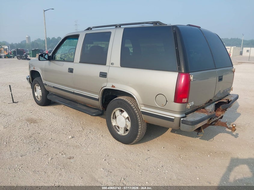 1999 CHEVROLET TAHOE auction photo 3