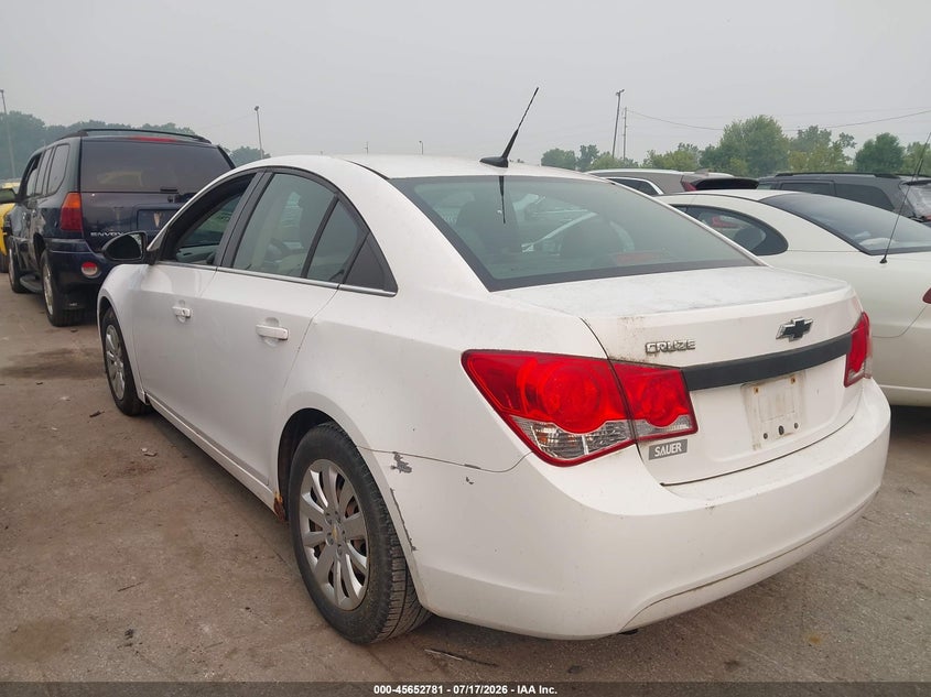 2011 CHEVROLET CRUZE auction photo 3