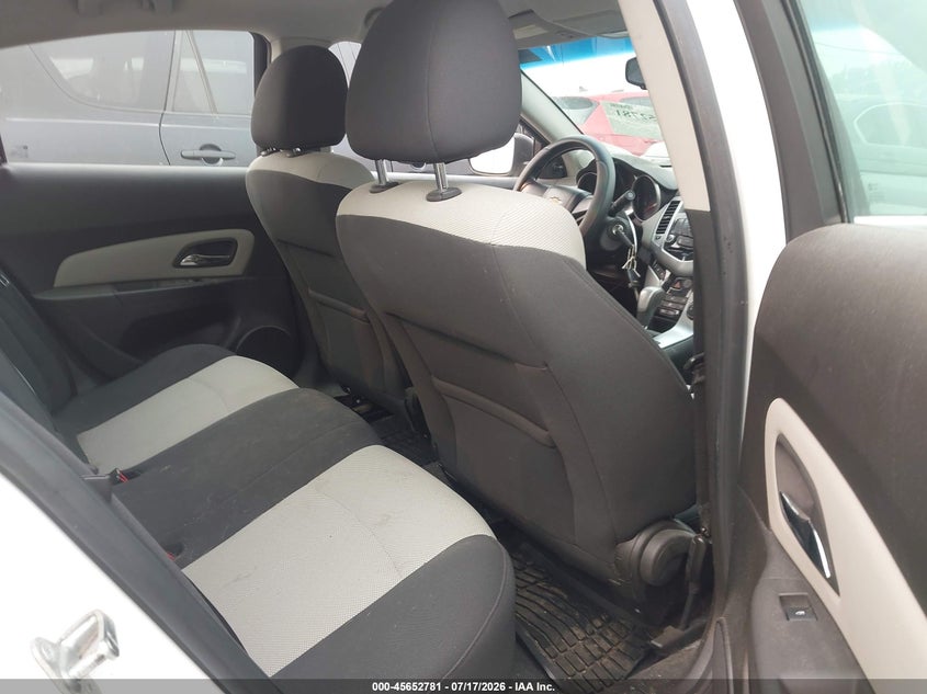 2011 CHEVROLET CRUZE auction photo 8