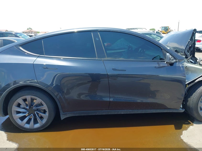 TESLA MODEL Y 2026 VIN 7SAYGDEE0TF577761