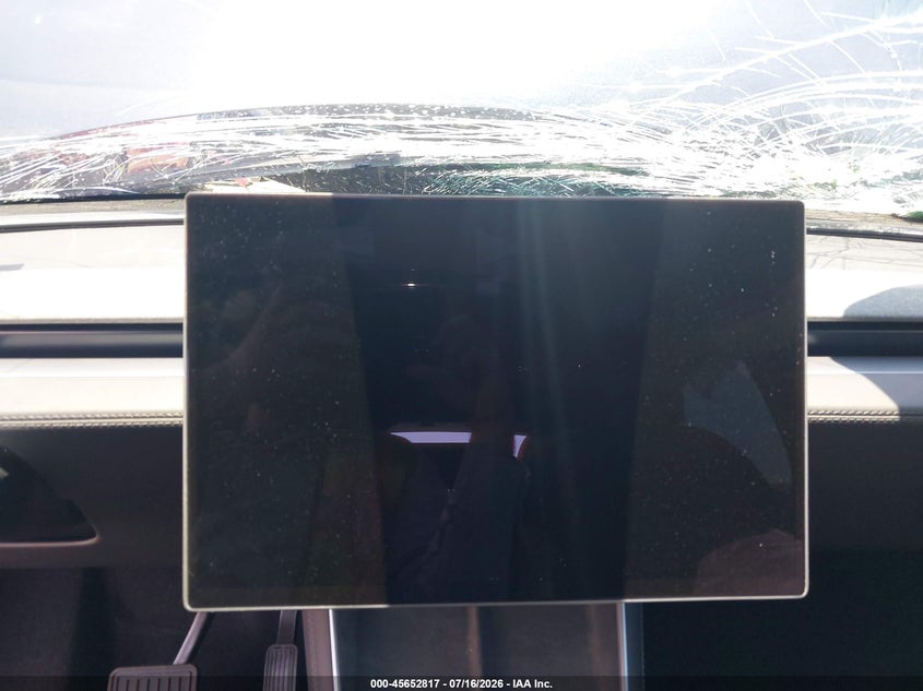 TESLA MODEL Y 2026 VIN 7SAYGDEE0TF577761