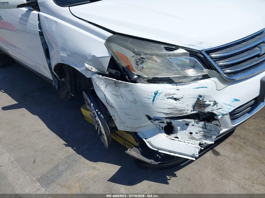 2017 CHEVROLET TRAVERSE auction photo 6
