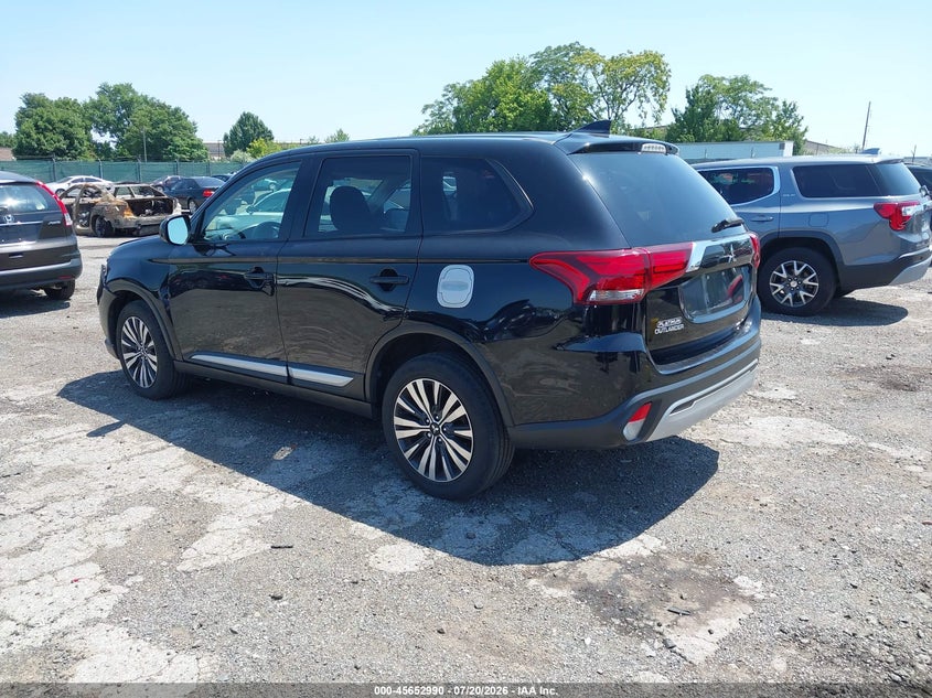 2020 Mitsubishi Outlander Es 2.4 S-Awc VIN: JA4AZ3A33LZ044654 Lot: 45652990