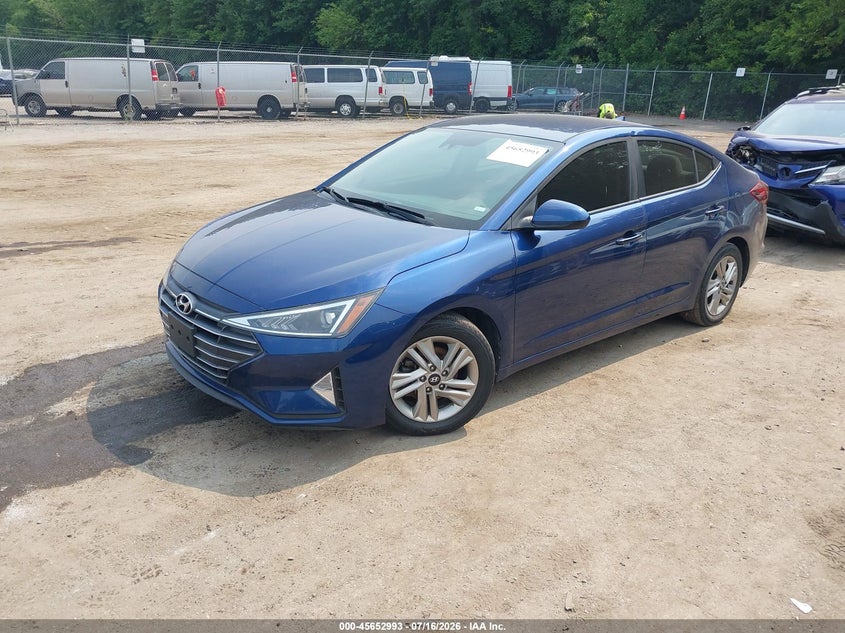 2020 HYUNDAI ELANTRA auction photo 2
