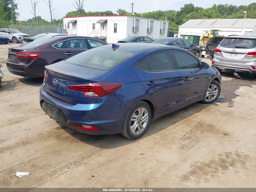 2020 HYUNDAI ELANTRA auction photo 4