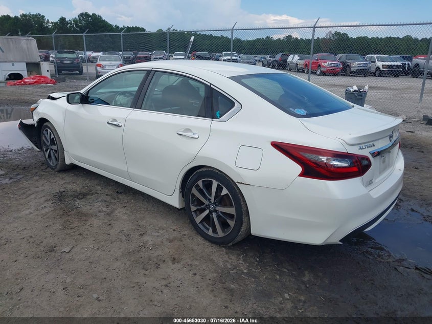 2017 NISSAN ALTIMA auction photo 3