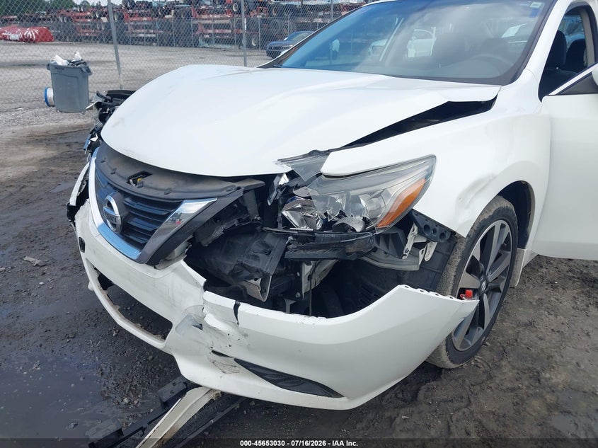 2017 NISSAN ALTIMA auction photo 6