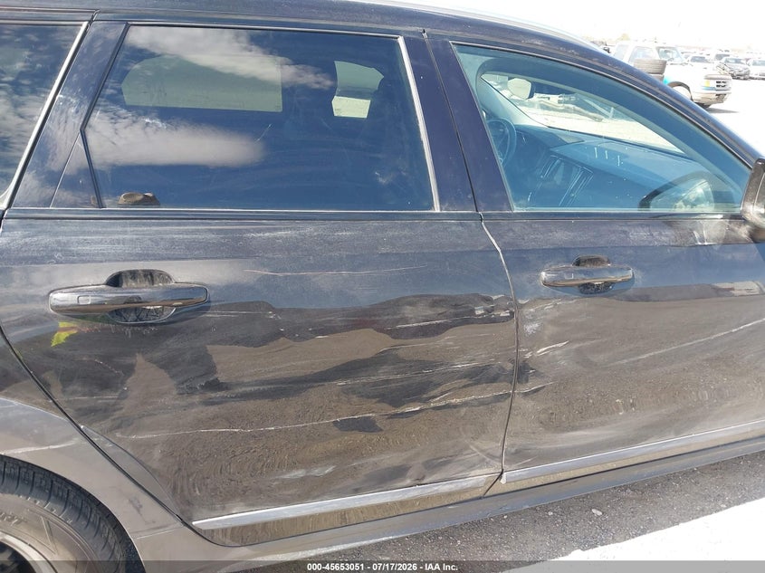 2018 VOLVO V90 CROSS COUNTRY auction photo 6