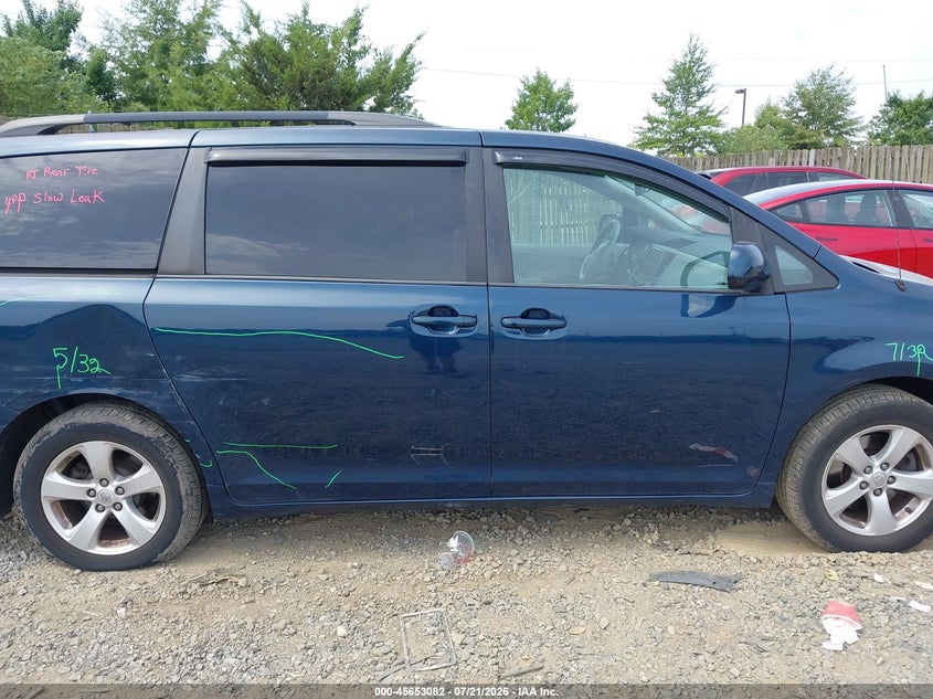 2011 Toyota Sienna Le V6 VIN: 5TDKK3DC2BS093855 Lot: 45653082