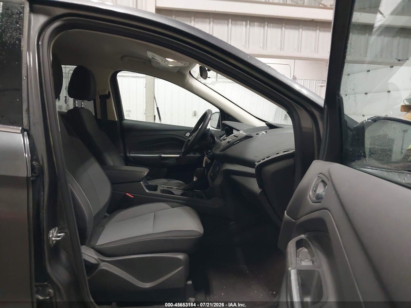 2017 FORD ESCAPE auction photo 5
