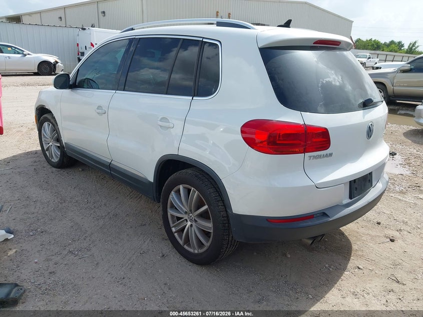 2014 VOLKSWAGEN TIGUAN auction photo 3