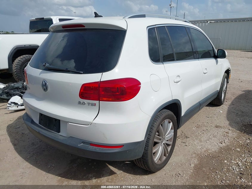 2014 VOLKSWAGEN TIGUAN auction photo 4