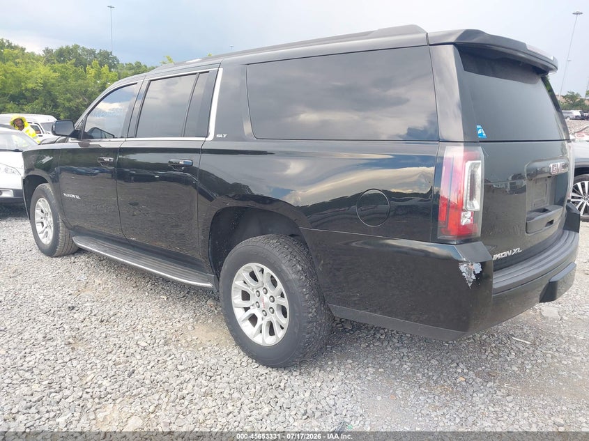 2020 GMC YUKON XL auction photo 3
