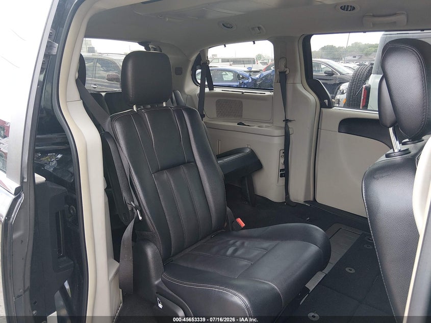 2015 Chrysler Town & Country Touring VIN: 2C4RC1BG4FR603109 Lot: 45653339