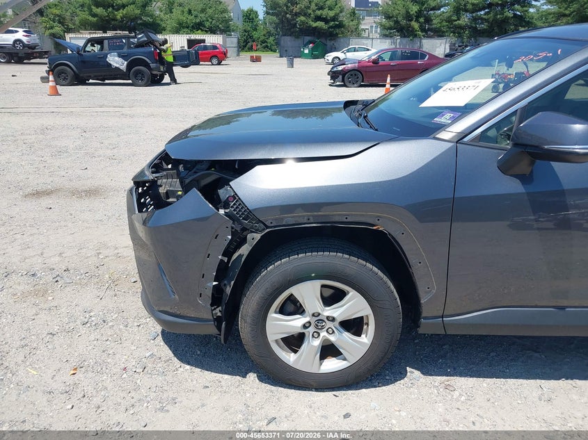 2019 Toyota Rav4 Xle VIN: JTMW1RFV3KD502981 Lot: 45653371