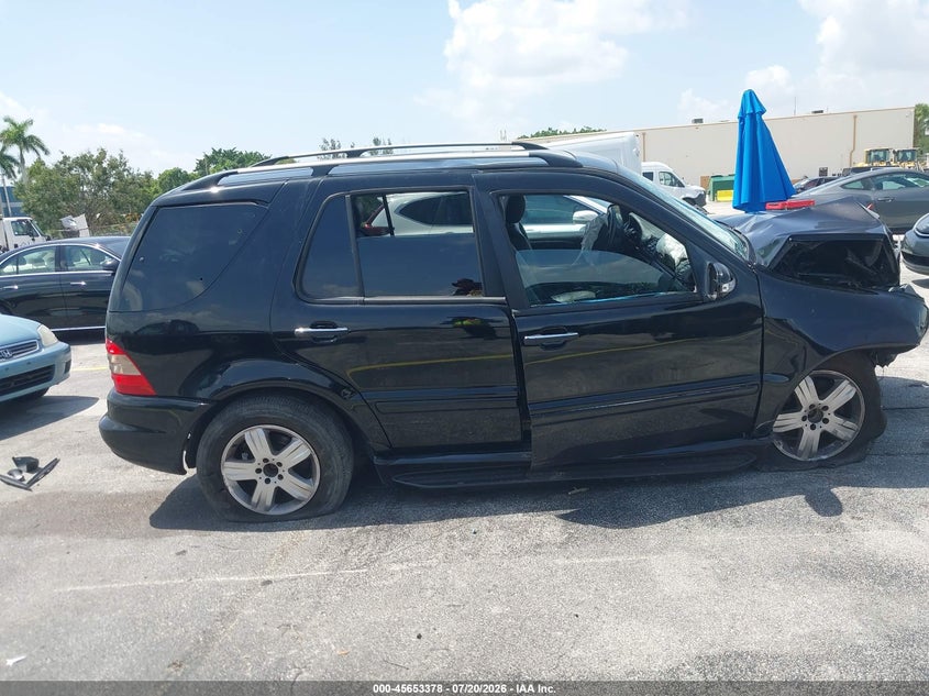 2005 Mercedes-Benz Ml 350 4Matic VIN: 4JGAB57E45A530482 Lot: 45653378