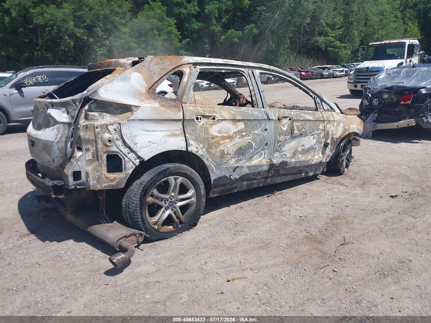 2017 FORD EDGE auction photo 4