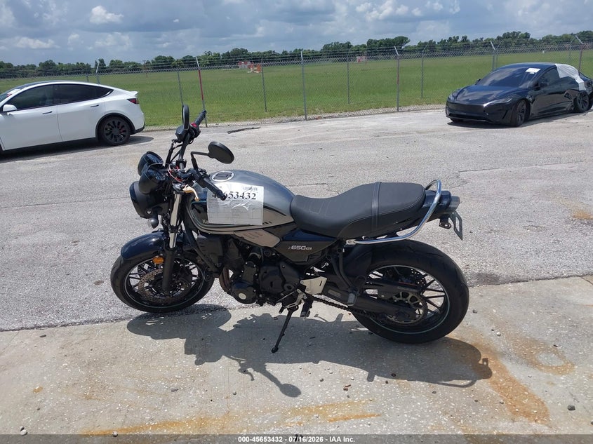2023 Kawasaki Er650 M VIN: ML5EREM14PDAA9002 Lot: 45653432