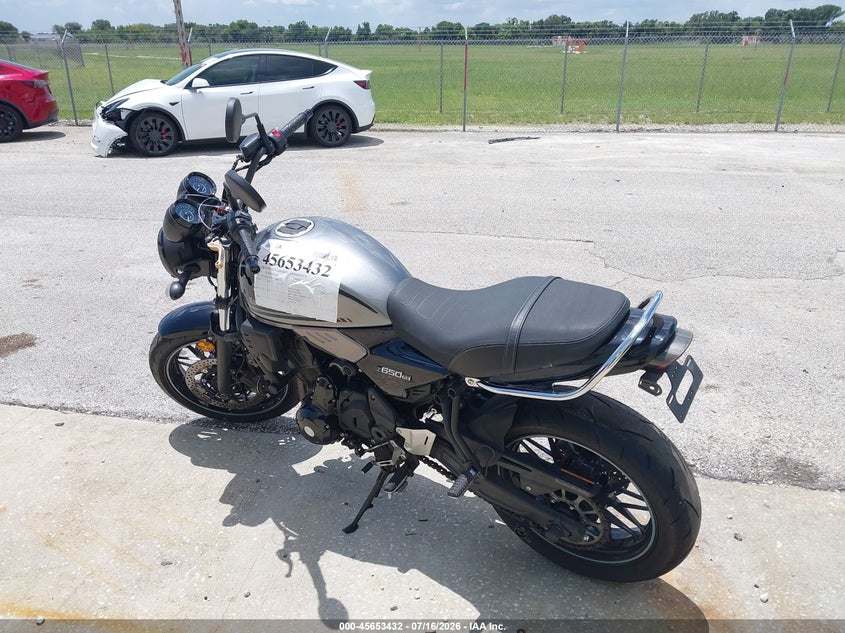 2023 KAWASAKI ER650 auction photo 3