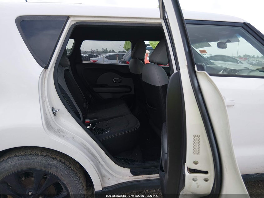 2016 KIA SOUL auction photo 8