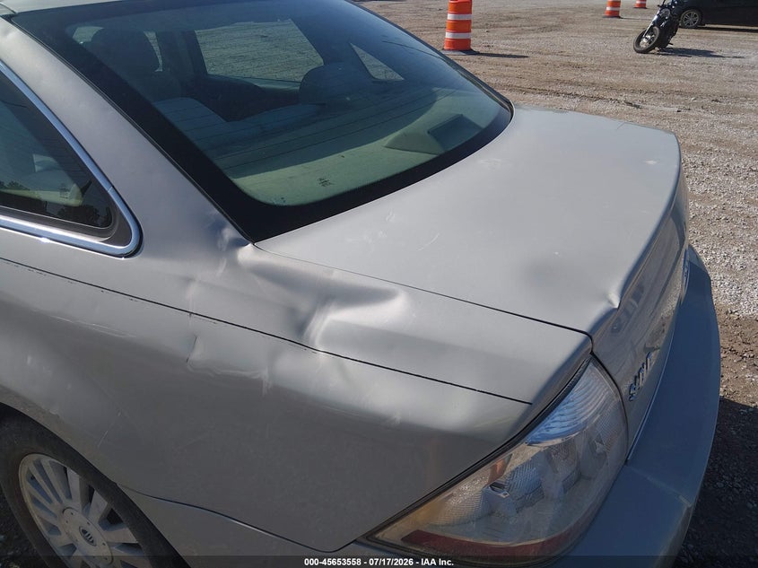 2008 Mercury Sable VIN: 1MEHM40W88G613035 Lot: 45653558