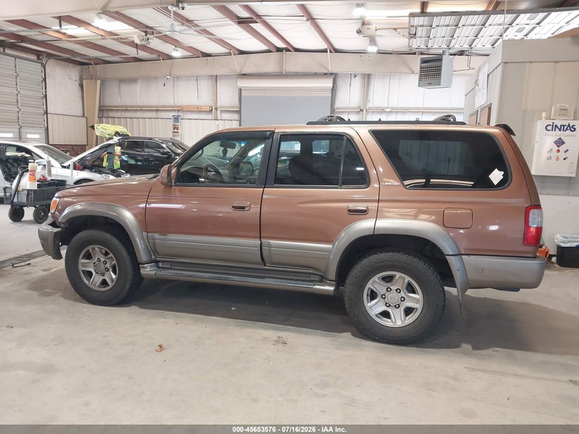 1999 Toyota 4Runner Limited V6 VIN: JT3GN87R3X0095218 Lot: 45653576