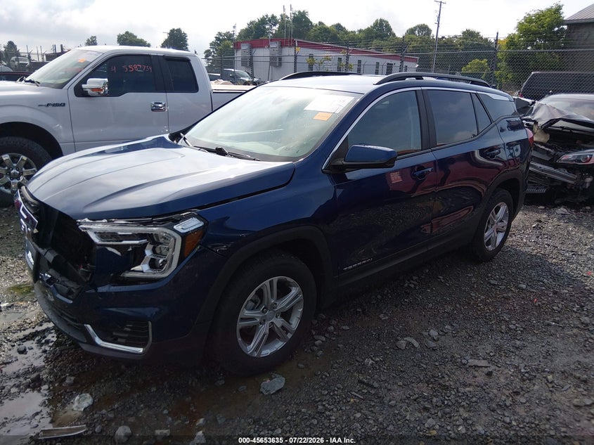 2022 GMC TERRAIN auction photo 2