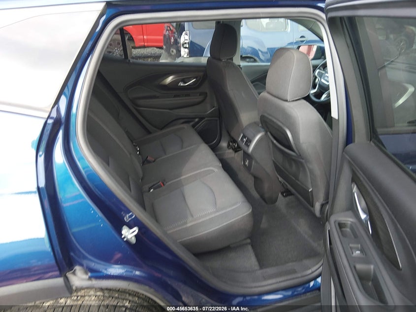 2022 GMC TERRAIN auction photo 8