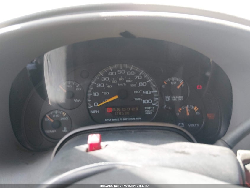 2000 GMC Safari Upfitter Pkg. VIN: 1GDDM19W3YB504461 Lot: 45653640