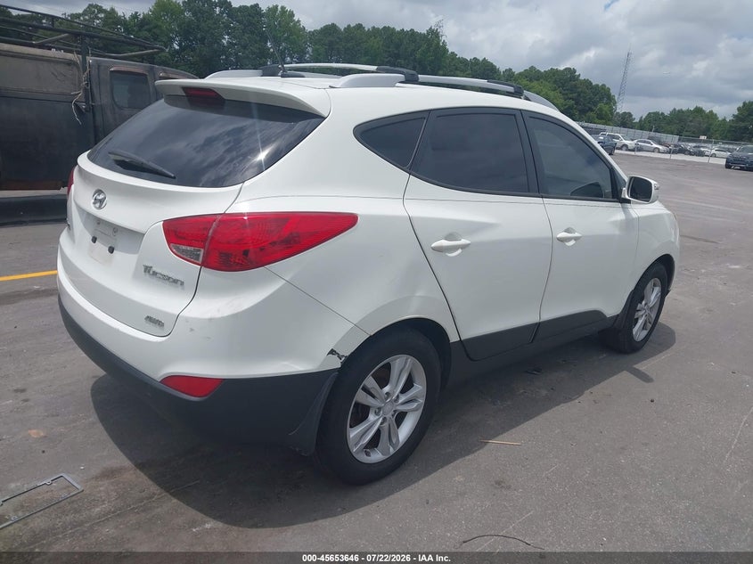 Vin: km8jucac2cu371348, lot: 46152201, hyundai tucson gls 20124