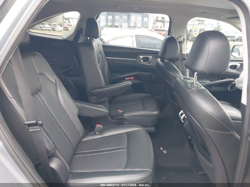 2022 KIA SORENTO auction photo 8