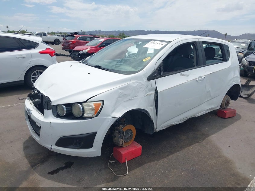2015 CHEVROLET SONIC auction photo 2