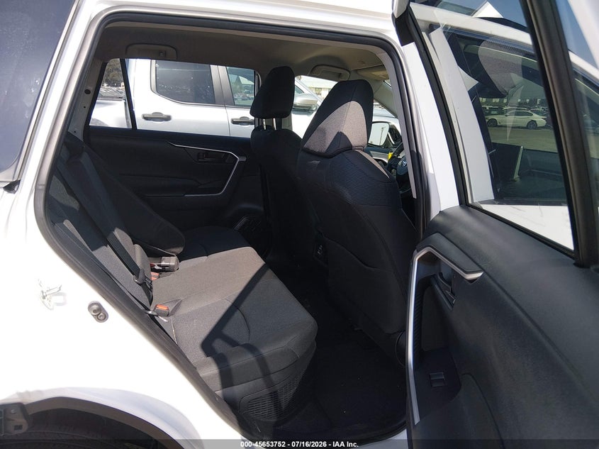 2025 TOYOTA RAV4 HYBRID auction photo 8